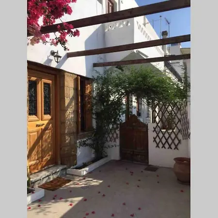 Maisonette Zoe Skyros